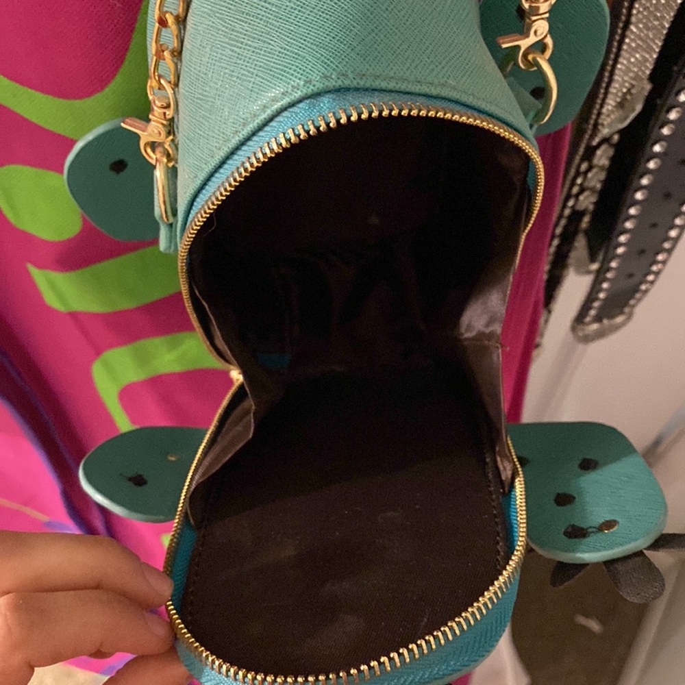 Purse - Picture 3 of 3
